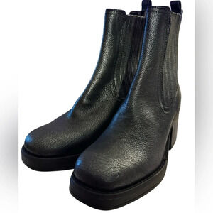 New Kenneth Cole New York Women's Jet Chelsea Boot